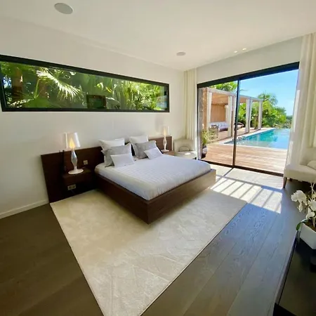 Luxury For 14 People With Private Pool Hébergement de vacances Saint-Tropez